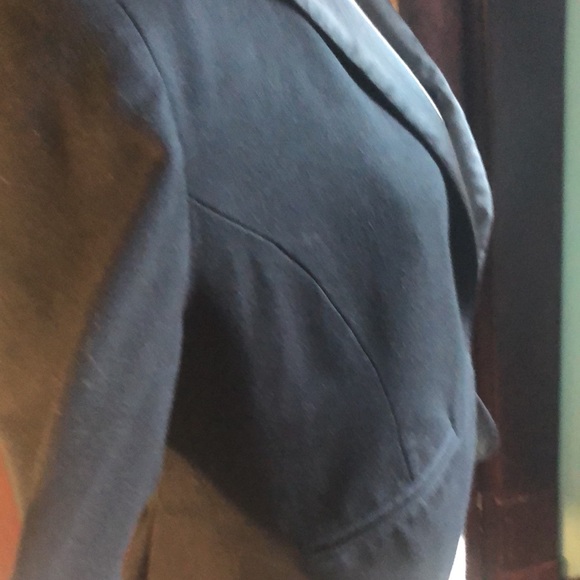 Willi Smith short tux  women’s jacket size 8/satiny lapels/lined/pleated back - Picture 15 of 17